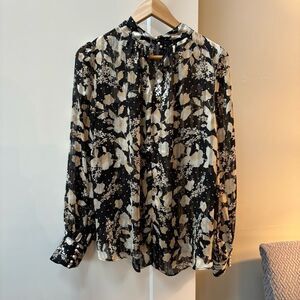 H&M Black Floral Print Blouse with Pearl Button Cuffs – Size 12